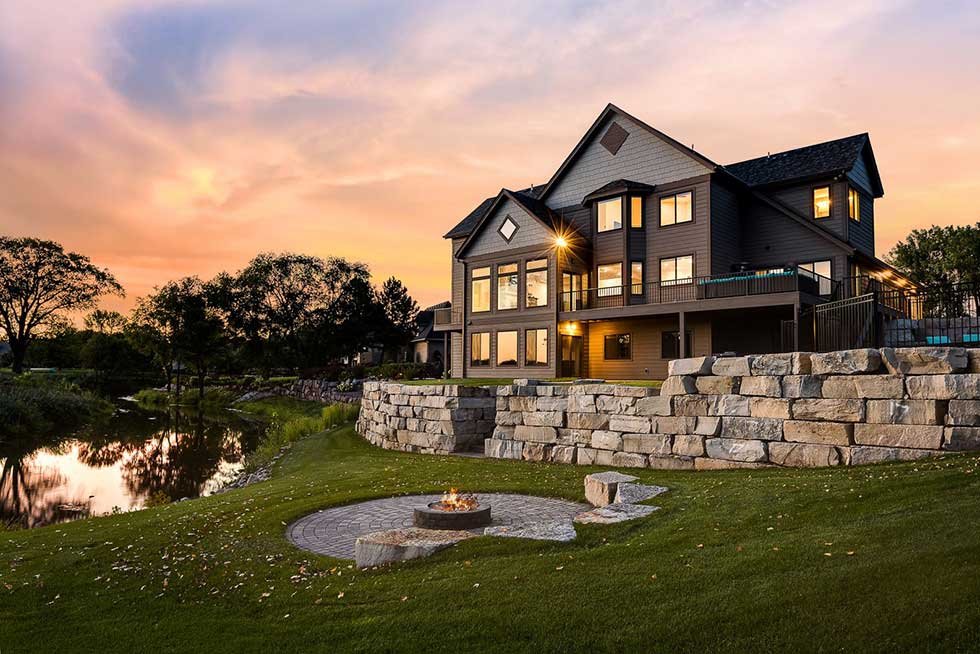 exterior-fire-pit-construction