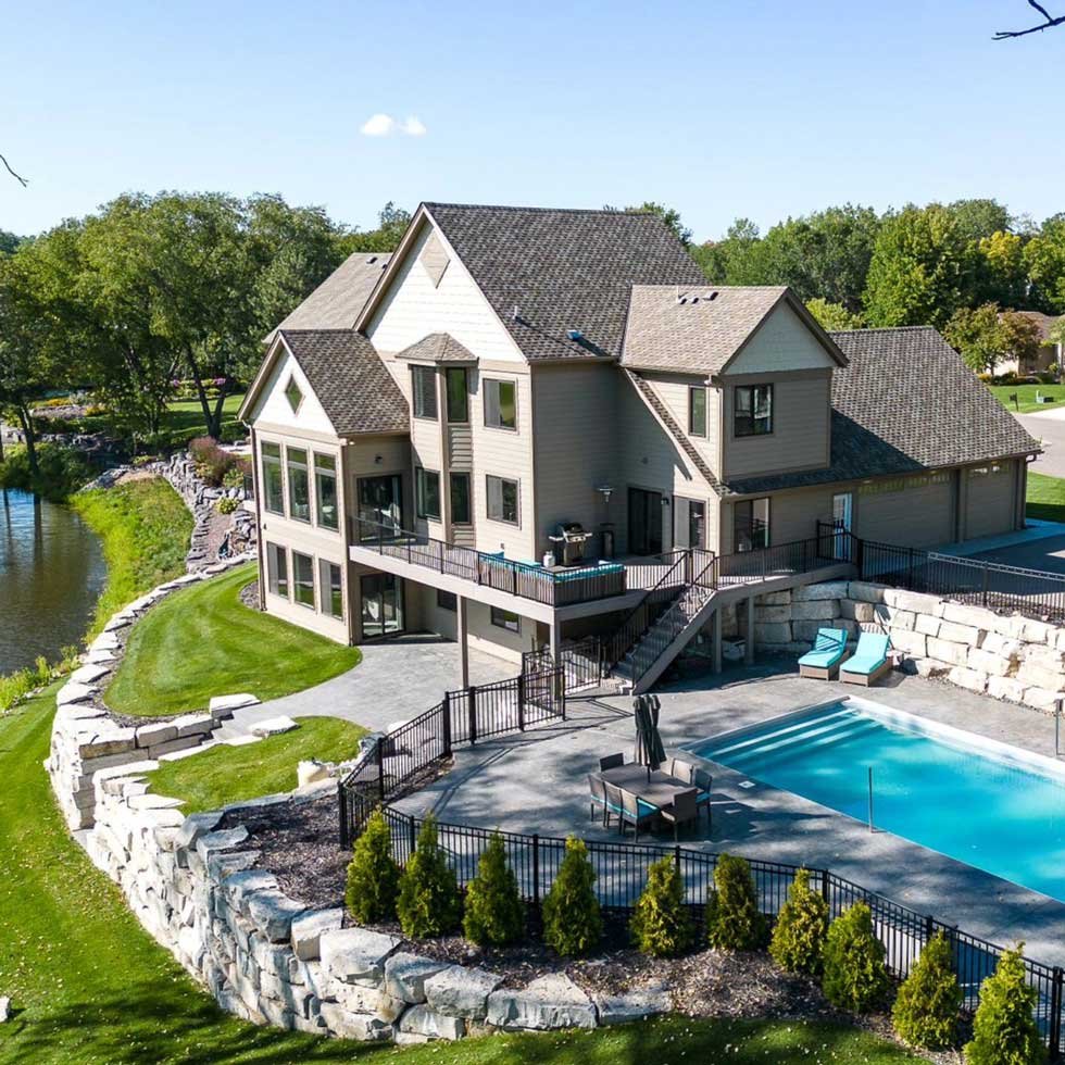 house-roofing-installation